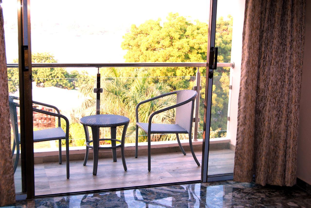 Hotel Apaar 3*